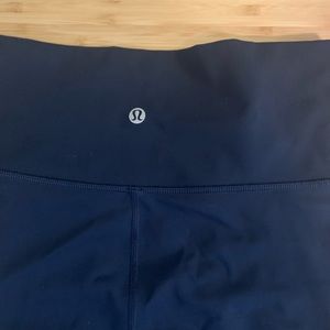 Great Condition Lululemon Leggings Navy Blue (6)